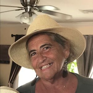 Meet your Posher, Cheryl